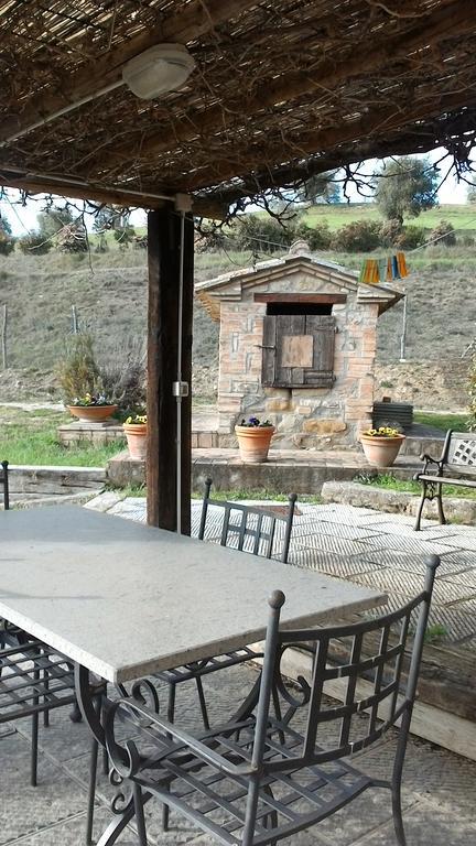 Ferienwohnung Casale Poggio Colpiccione Passignano sul Trasimeno Exterior foto
