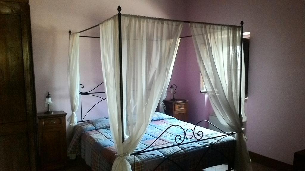 Ferienwohnung Casale Poggio Colpiccione Passignano sul Trasimeno Exterior foto